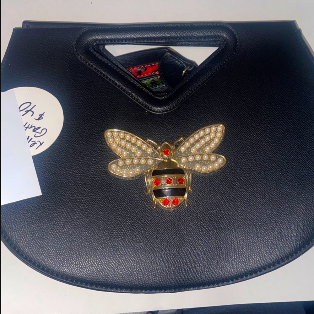 Vegan leather elegant Bee bag